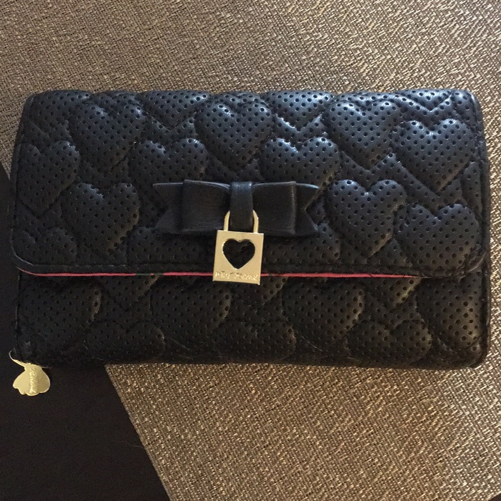 Betsey Johnson wallet